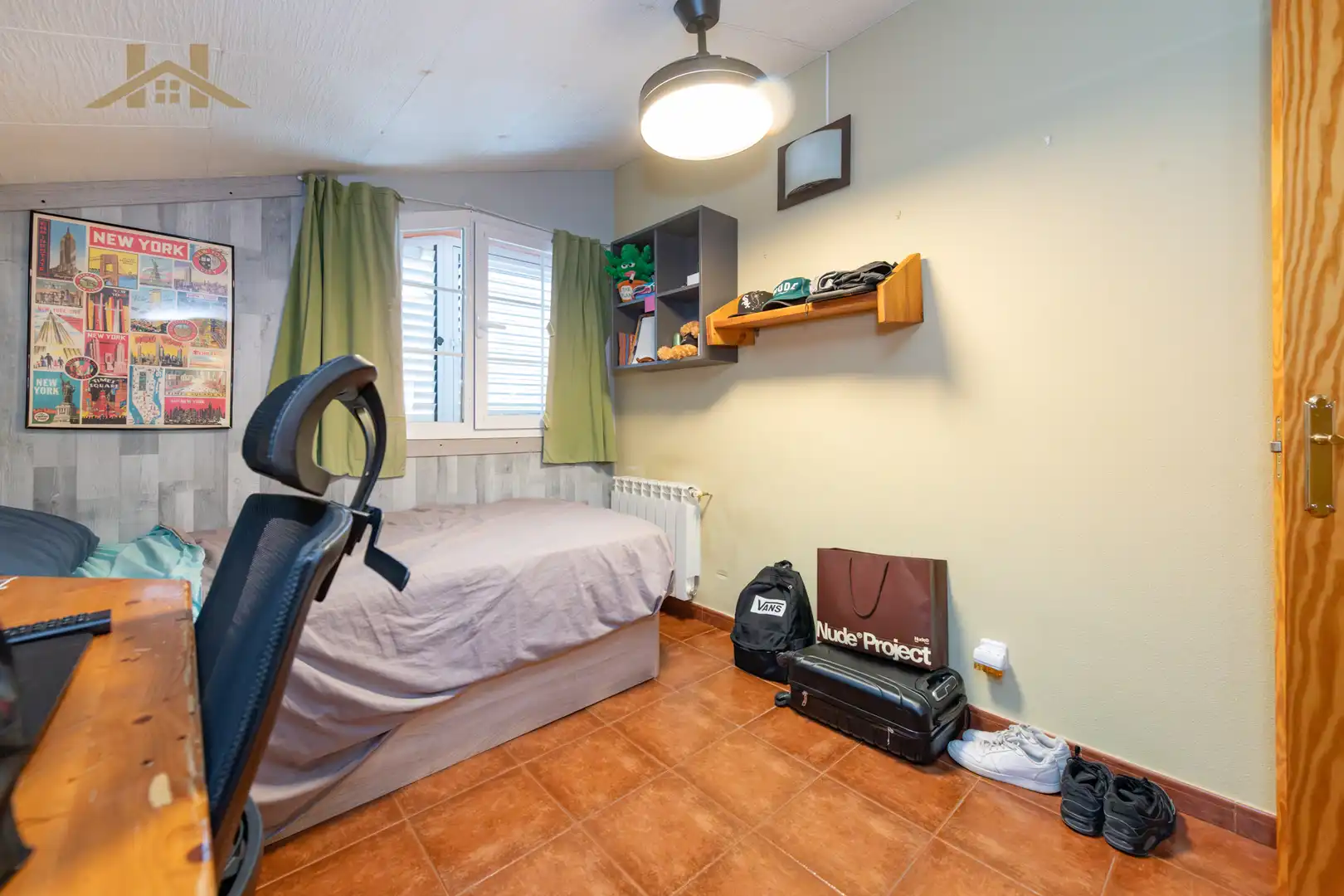 Casa adosada en venta en Miraflores de la Sierra con Trastero, Amueblado y Horno