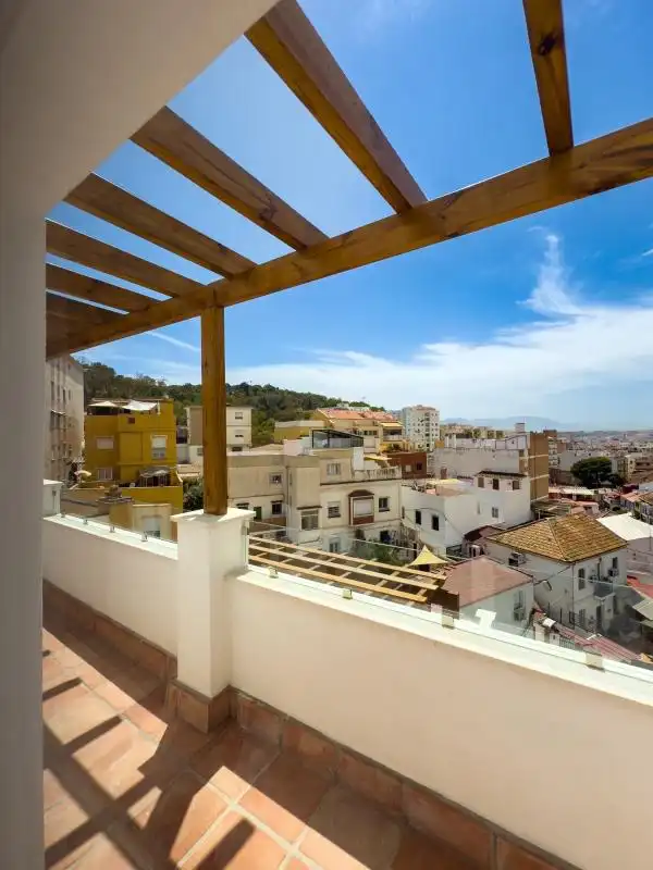 Vista exterior de Ático en venta en Málaga con Aire acondicionado, Calefacción y Terraza