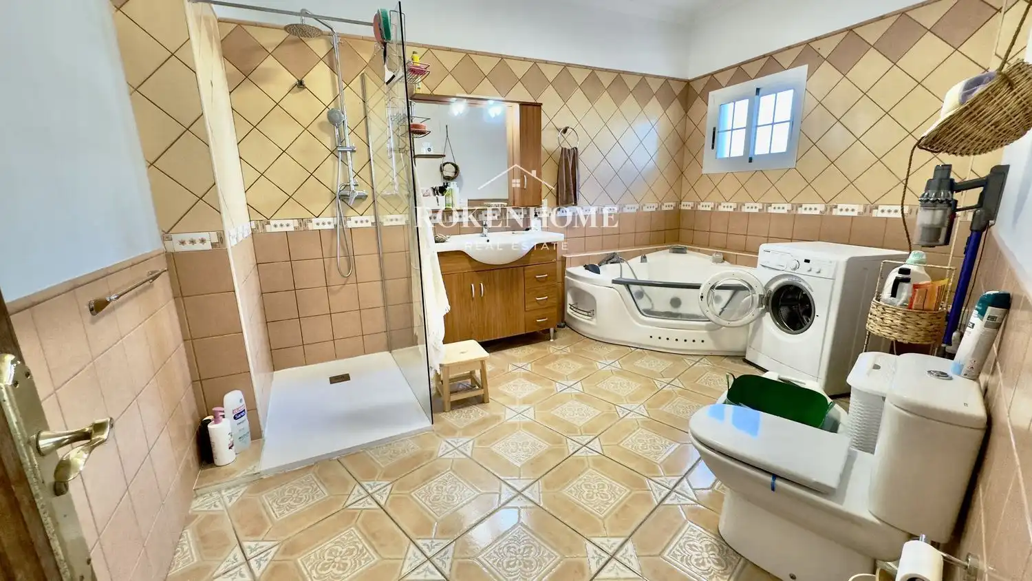 Baño de Casa adosada en venta en Santiago del Teide con Aire acondicionado, Terraza y Trastero