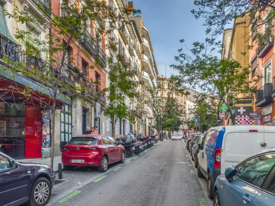 Vista exterior de Piso en venta en Madrid con Aire acondicionado, Calefacción y Balcón