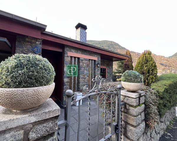 Casa-chalet en Alquiler en Encamp pueblo