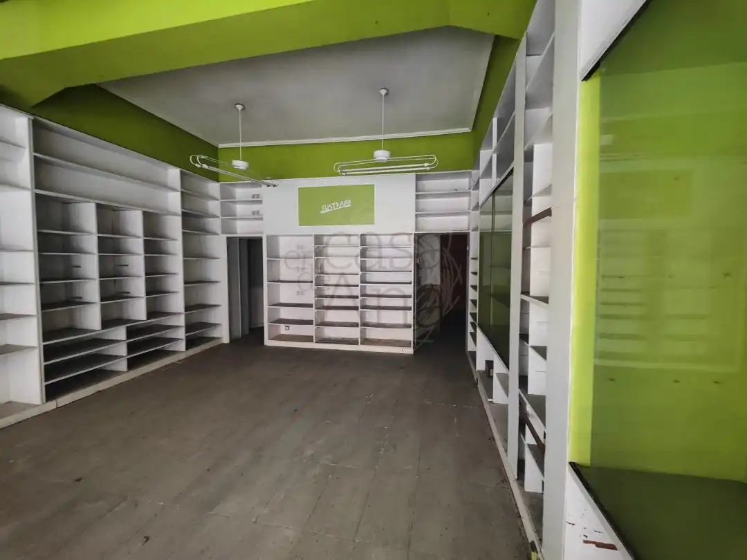 Commercial properties for sale in Calle Tívoli, 22, Matiko - Ciudad Jardín