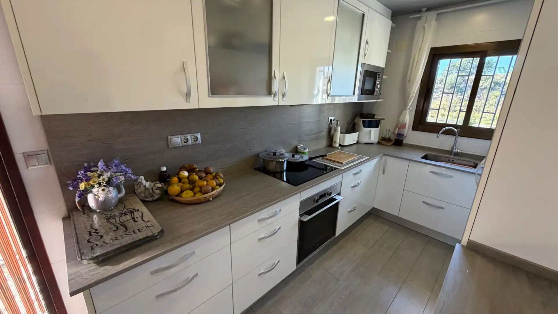 Cuina de Casa o xalet en venda en Creixell amb Aire condicionat, Jardí privat i Terrassa
