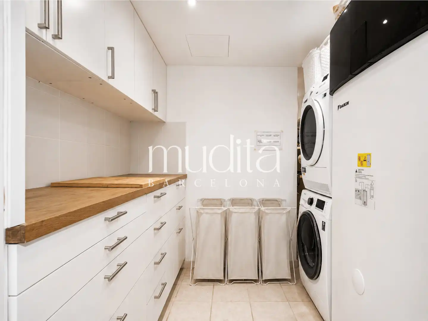 Cocina de Casa o chalet en venta en Roda de Berà con Calefacción, Jardín privado y Terraza