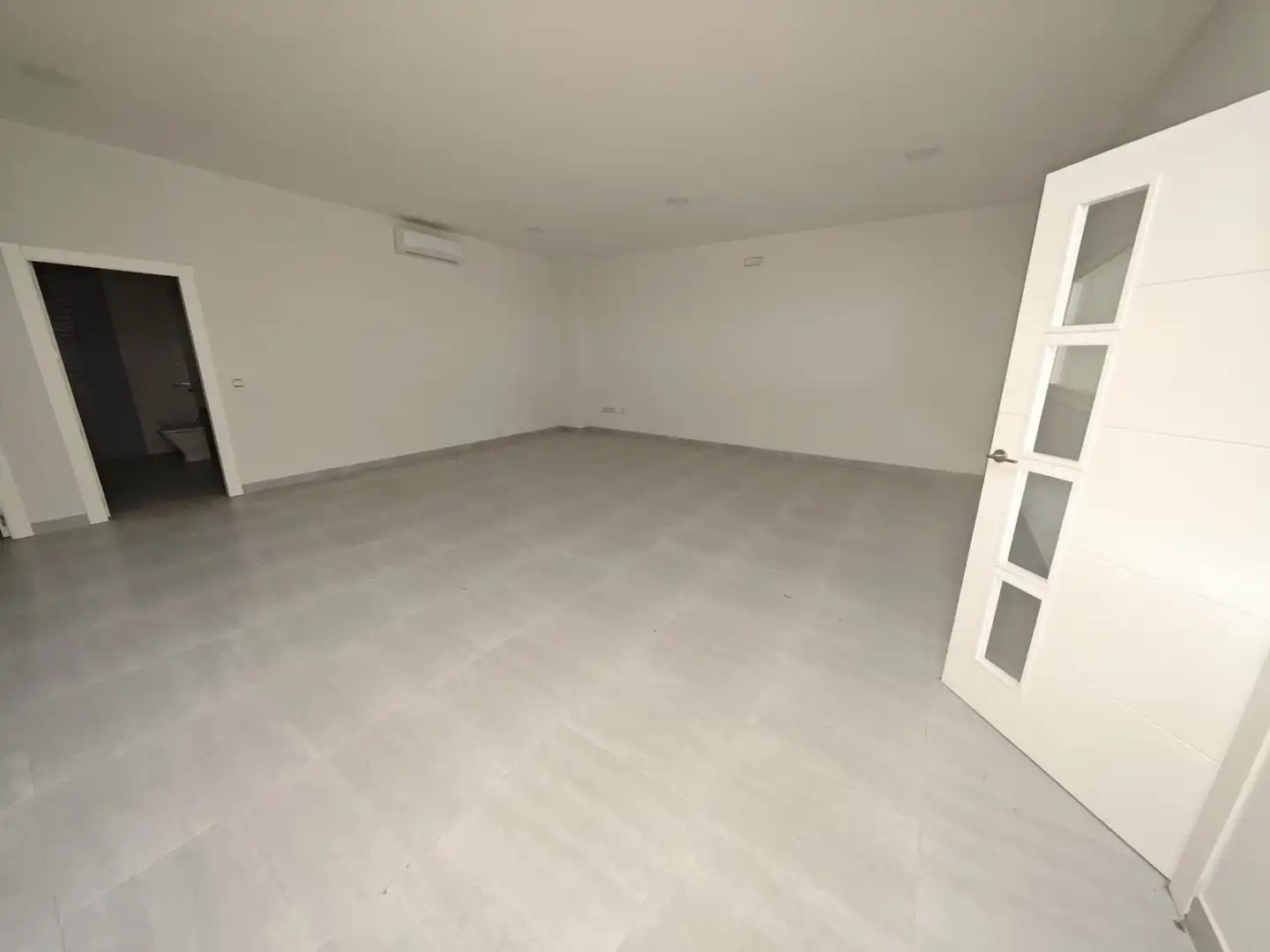 Local comercial en venda a Úbeda, imagen 6