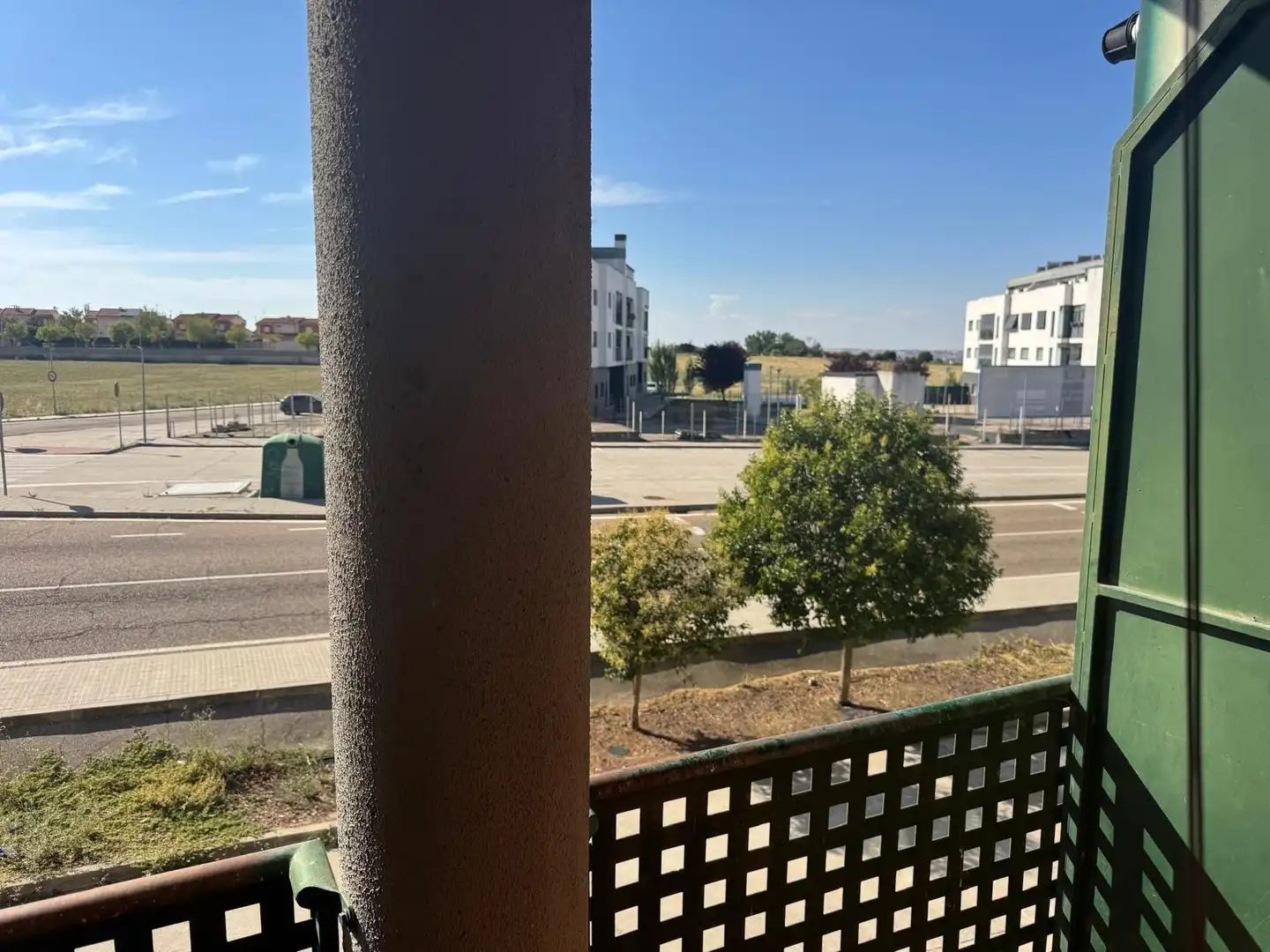 Vista exterior de Dúplex en venta en Morales del Vino con Calefacción, Jardín privado y Terraza