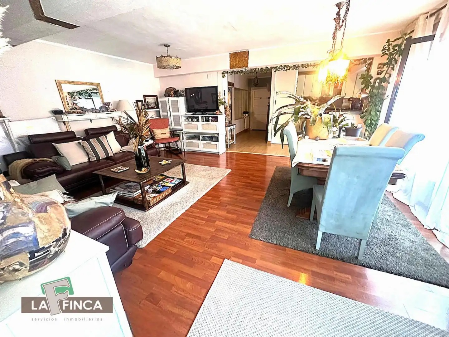 Living room of Flat for sale in Oviedo   with Heating and Furnished