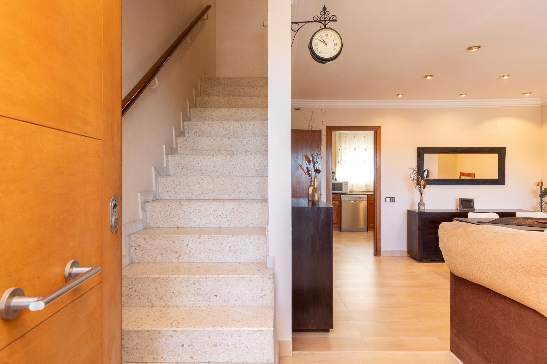 Casa adosada en venda en Santa Perpètua de Mogoda amb Aire condicionat, Calefacció i Traster