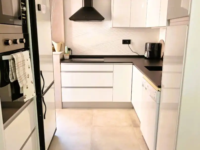 Kitchen of Flat for share in Norte