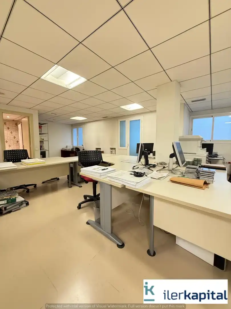 Flat with lift for sale in Rambla Ferran, imagen 2