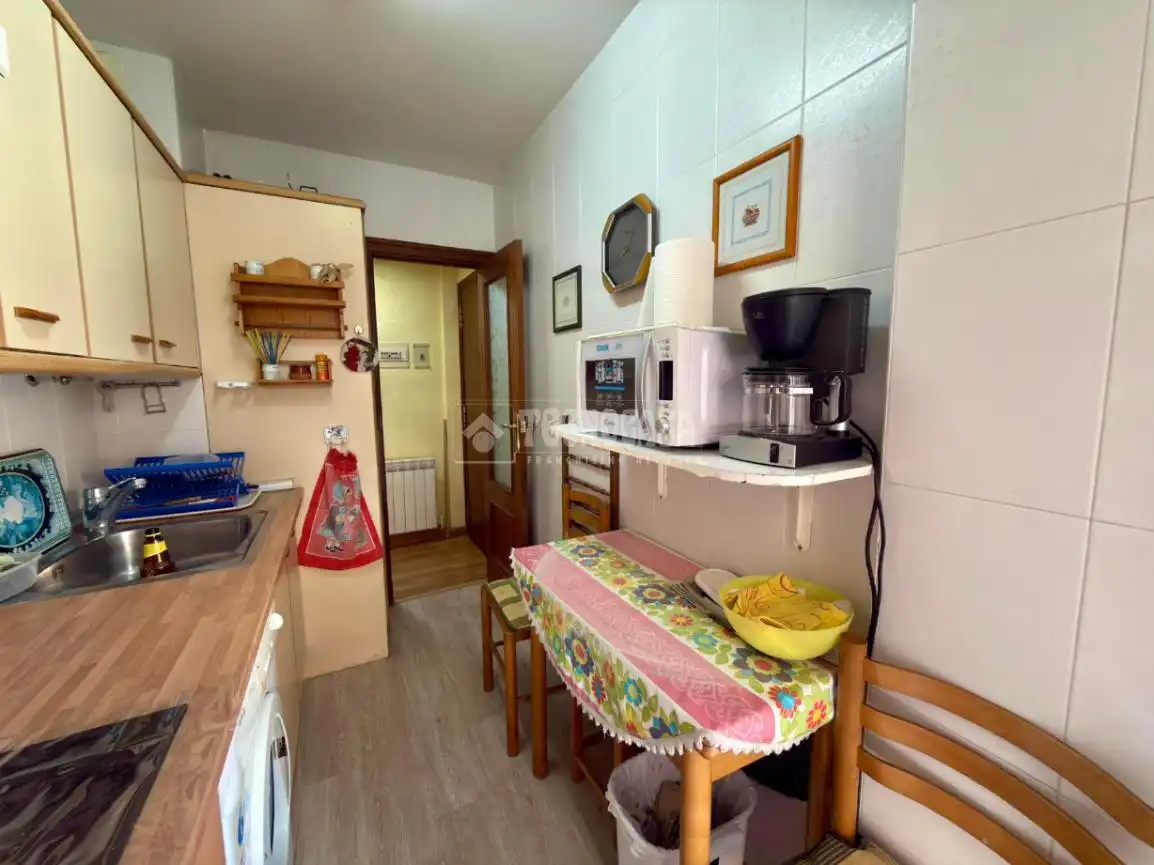 Kitchen of Flat for sale in León Capital   with Heating and Parquet flooring
