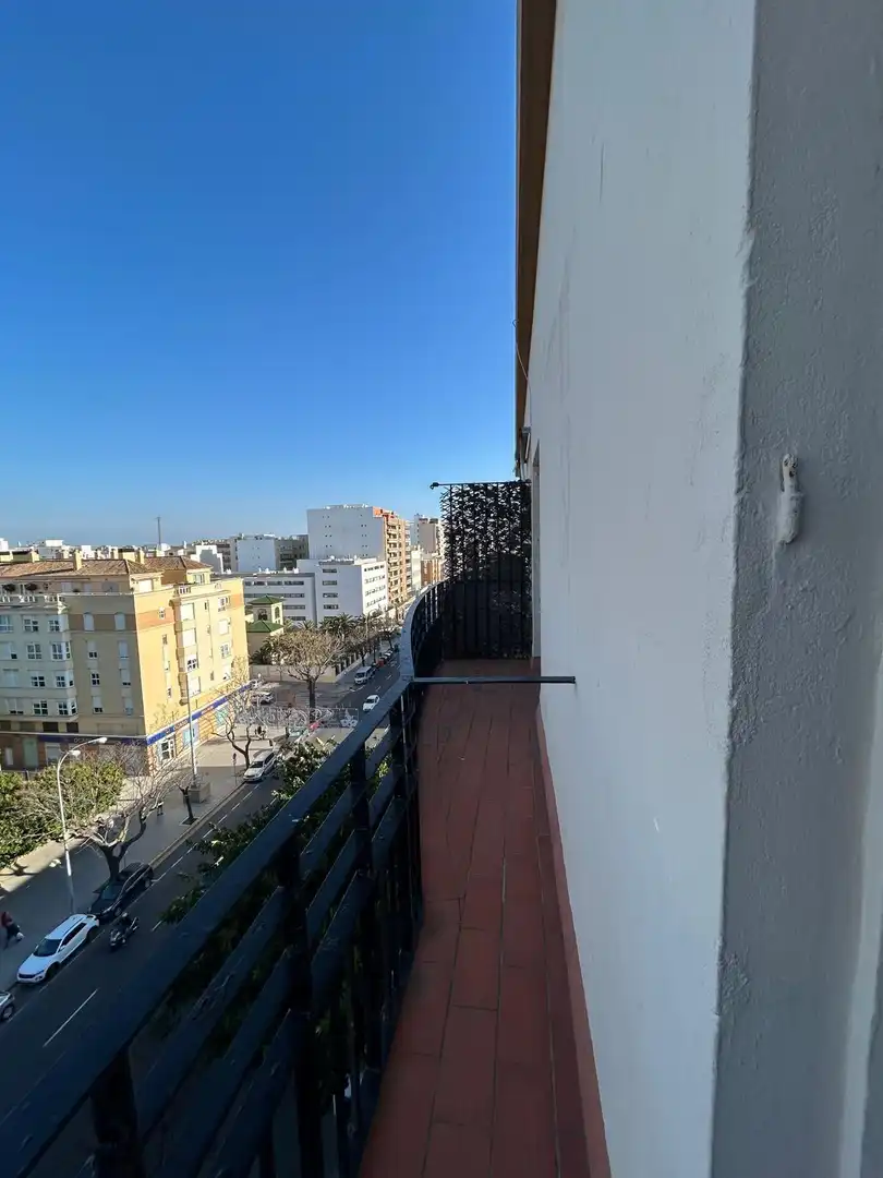 Terrassa de Pis en venda en Cádiz amb Calefacció, Terrassa i Balcó