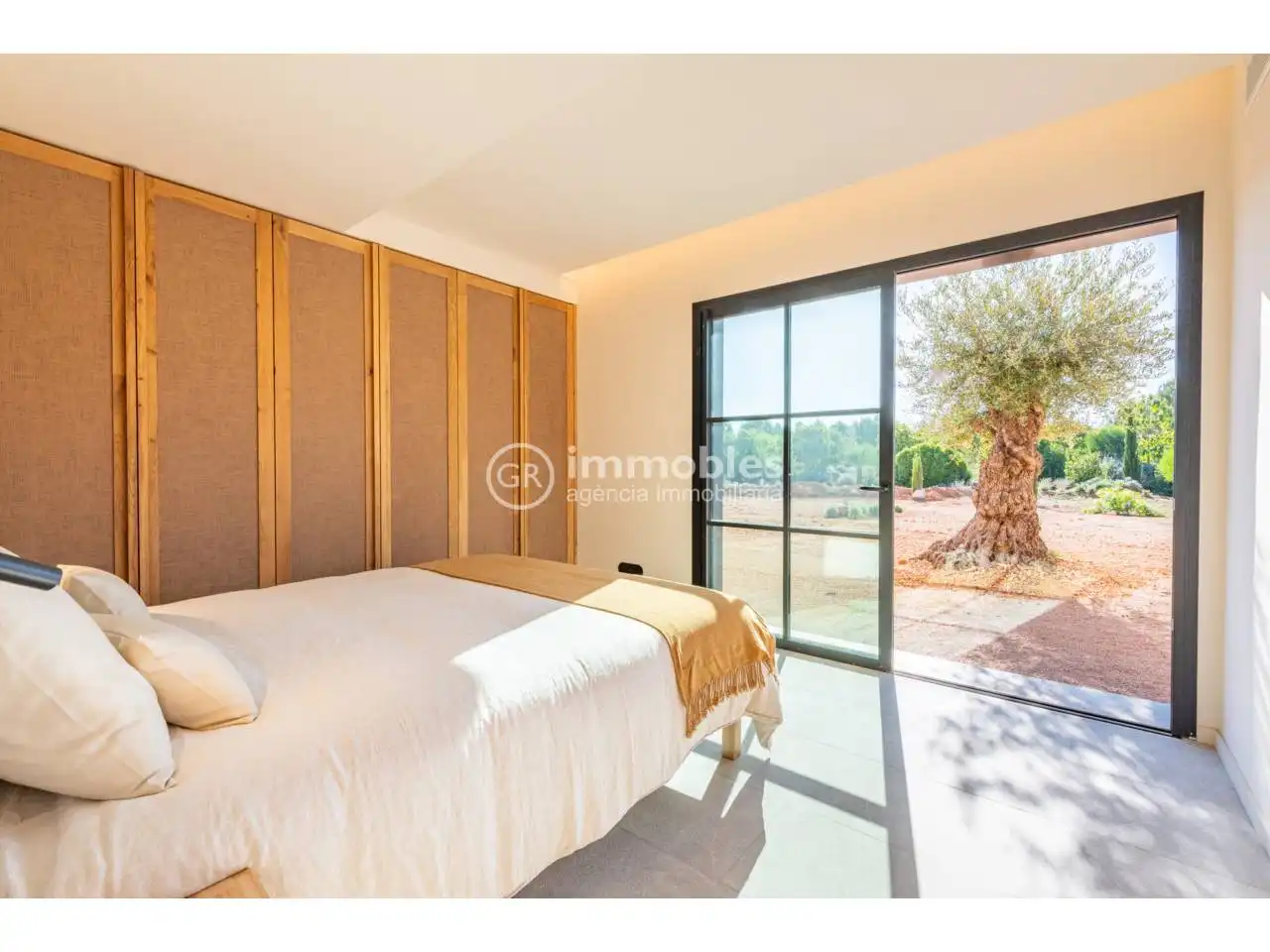 Houses for sale in Poligono 4, Santa María del Camí