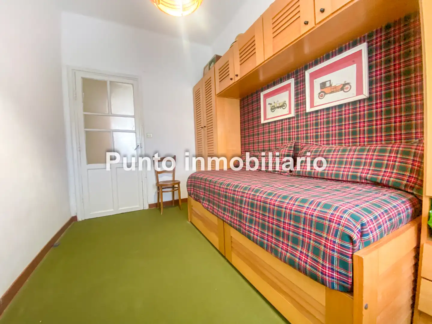 Dormitori de Casa o xalet en venda en Valladolid amb Jardí privat i Terrassa