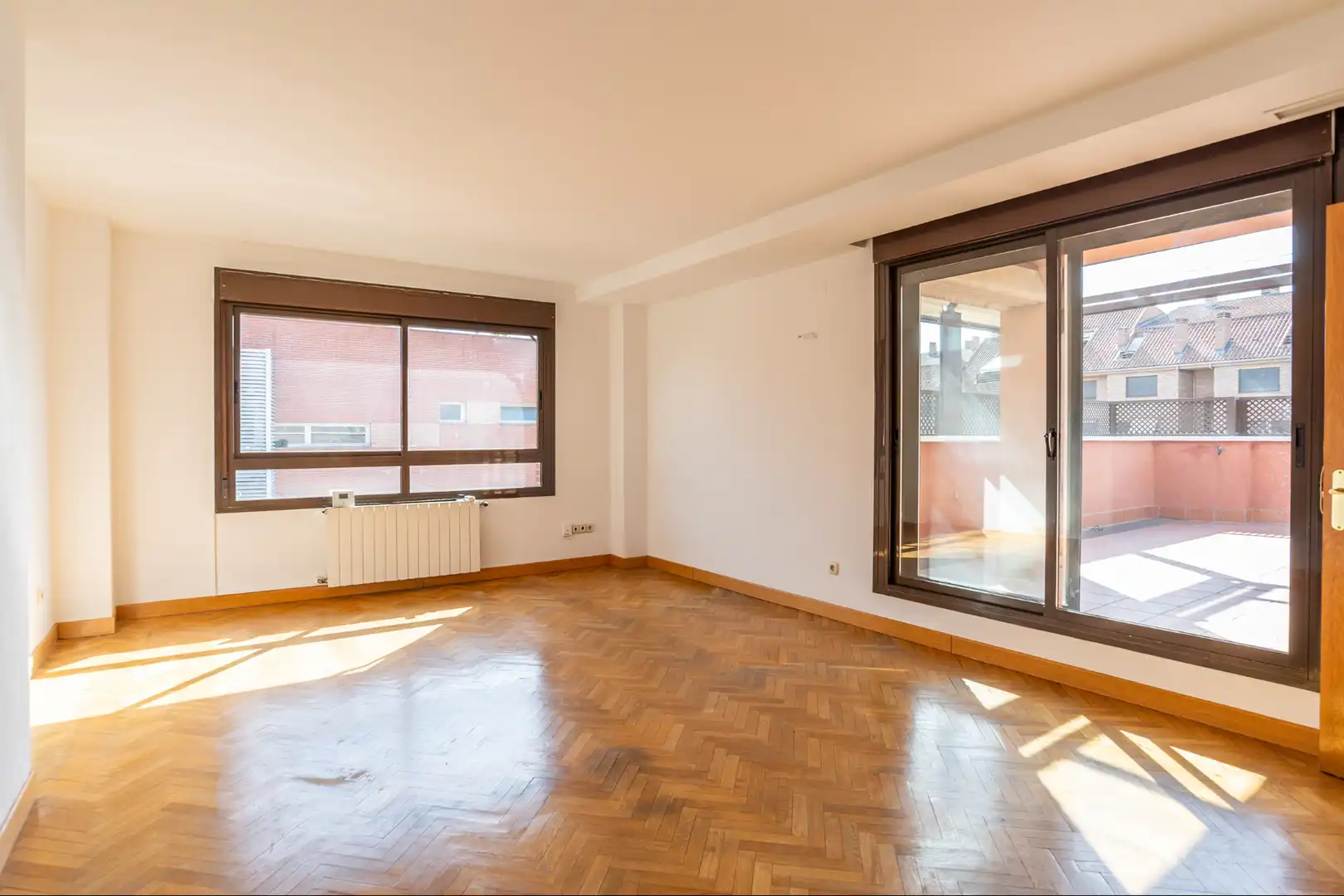 Sala de estar de Ático en venta en Pozuelo de Alarcón con Aire acondicionado, Calefacción y Terraza