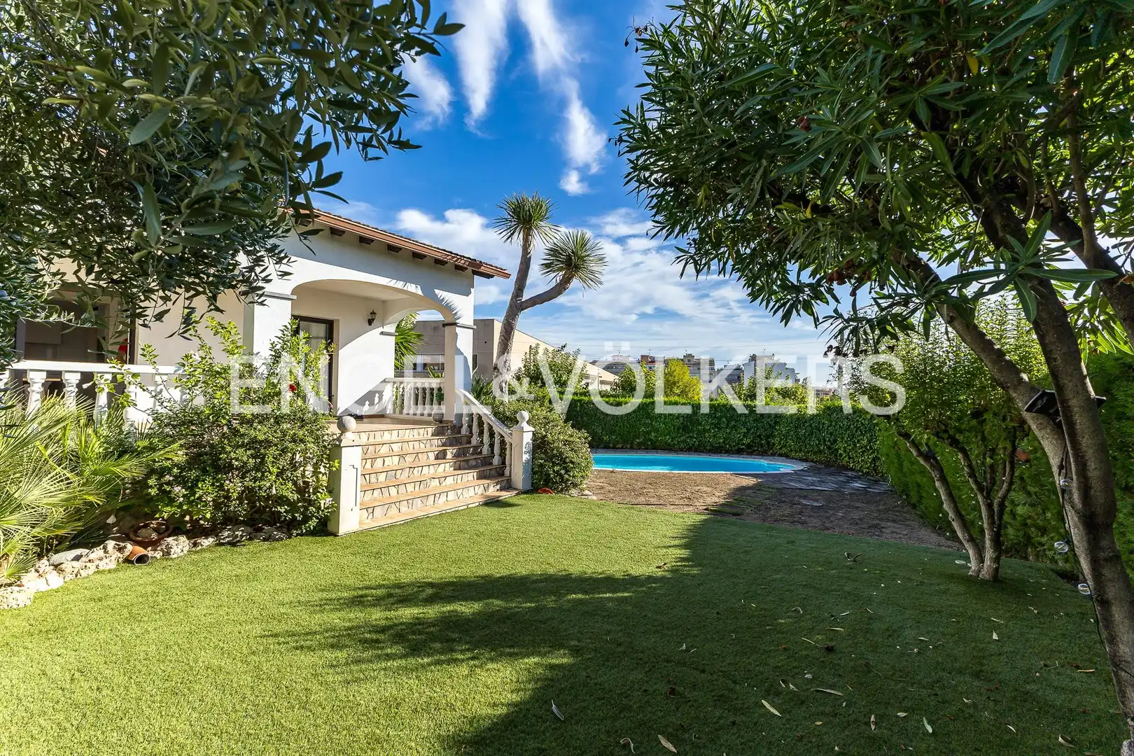 Exterior view of Houses for sale in El Vendrell  with Heating, Private garden and Parquet flooring