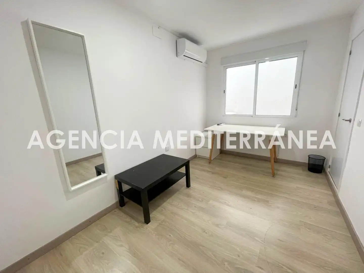 Wohnung zur Miete in Mont-Olivet