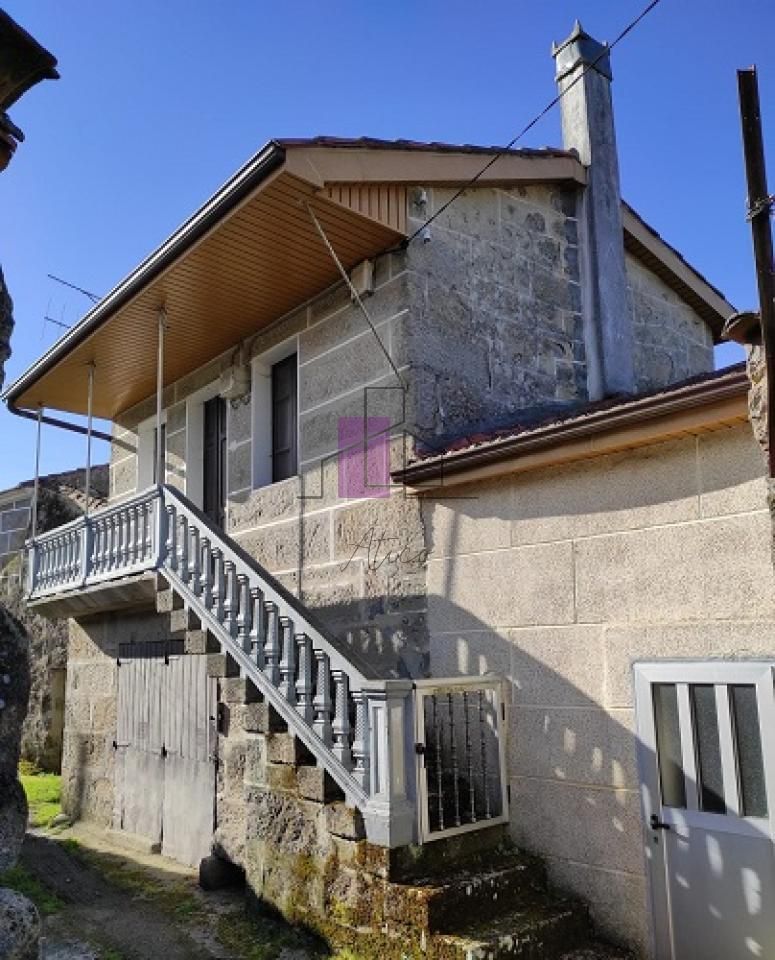 Vista exterior de Casa o xalet en venda en Xunqueira de Ambía amb Calefacció, Jardí privat i Terrassa