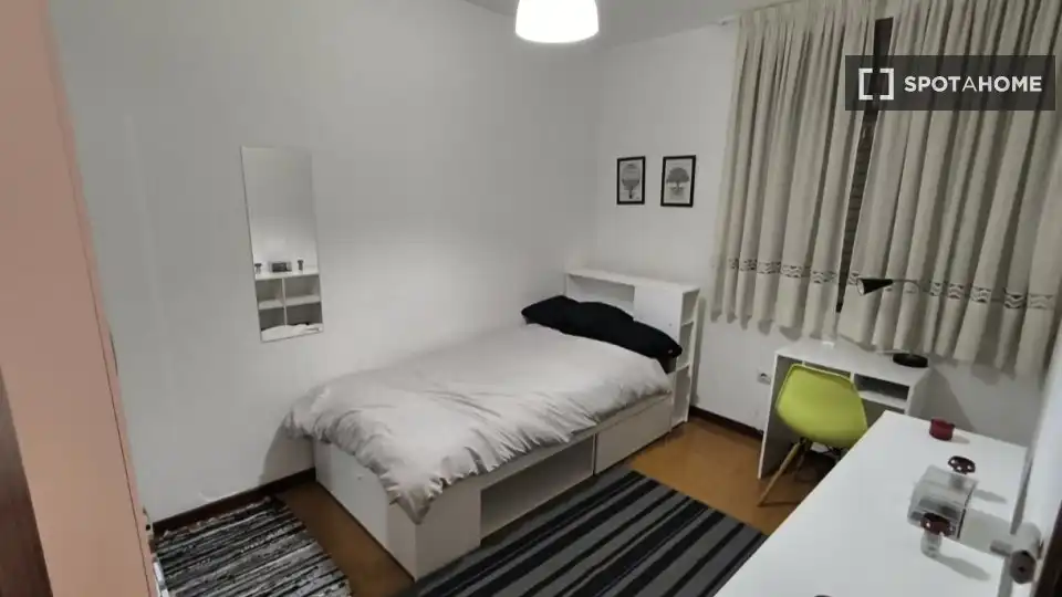 Habitación de Piso para compartir en Conxo