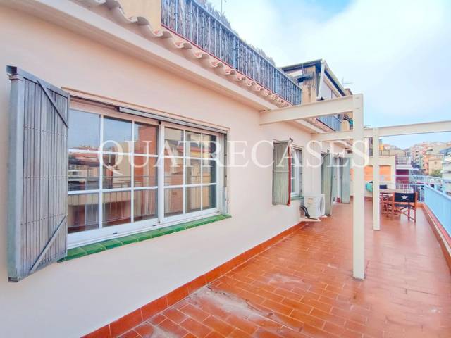 Ático en Venta en Carrer de l'Art en El Guinardó