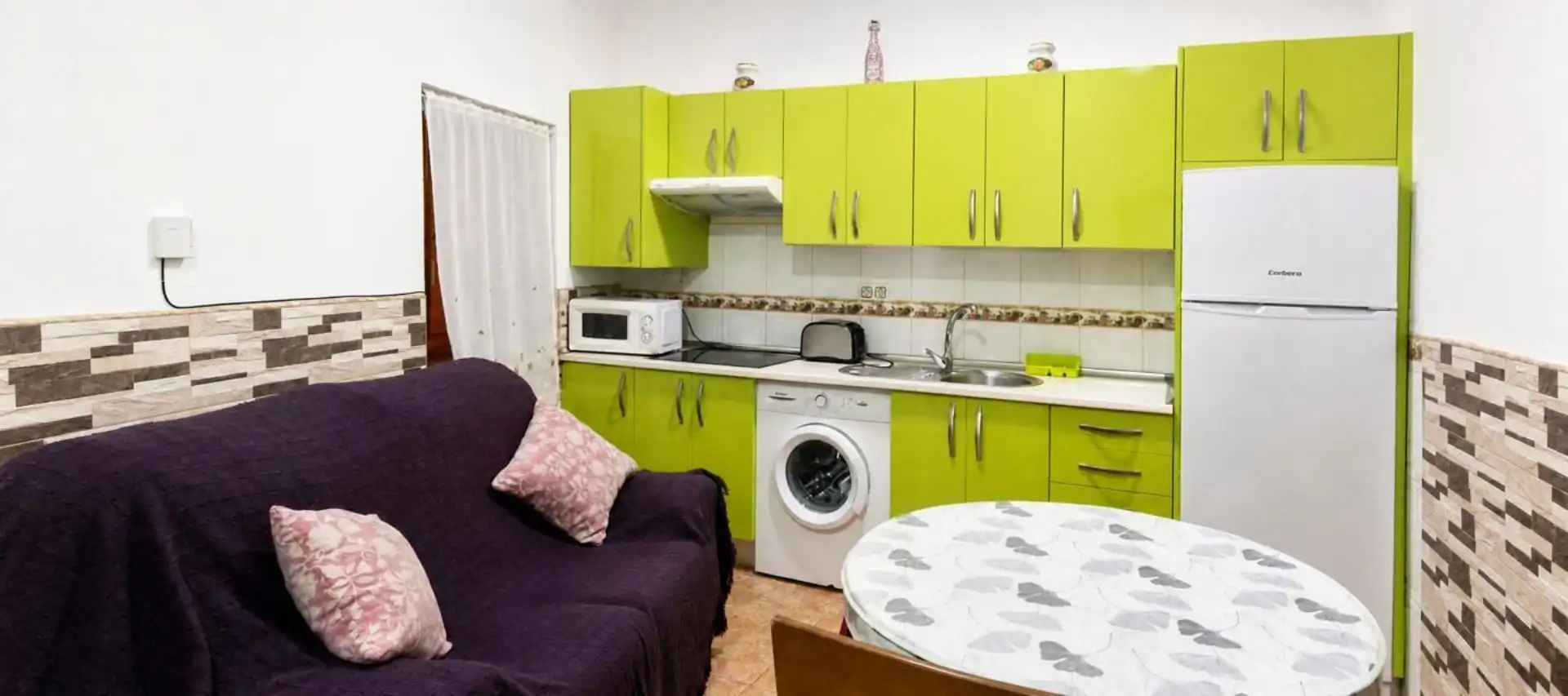 Kitchen of Houses for sale in Losar de la Vera  with Air Conditioner, Terrace and Furnished
