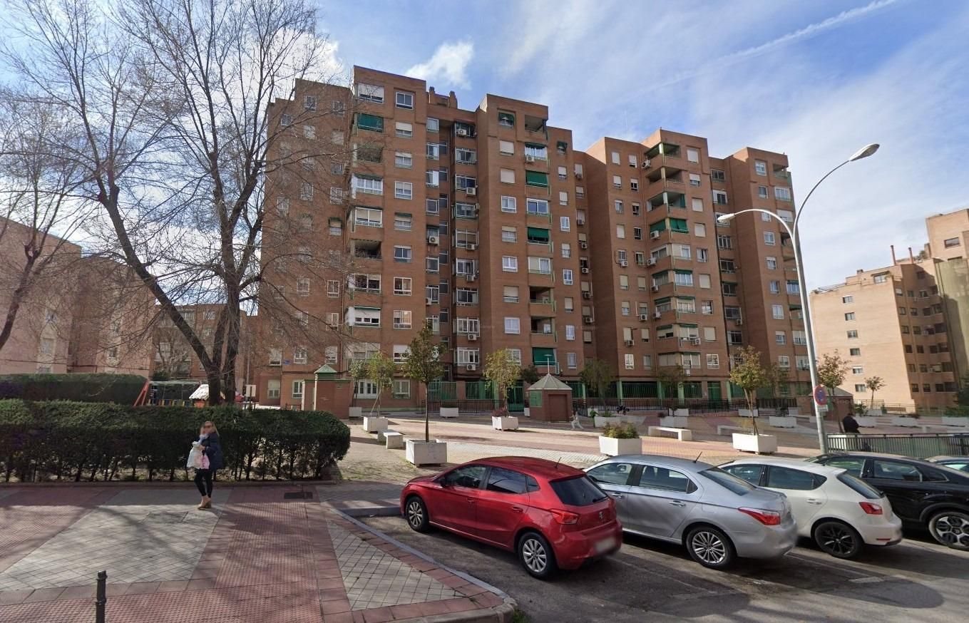 Vista exterior de Pis en venda en Fuenlabrada amb Calefacció i Terrassa