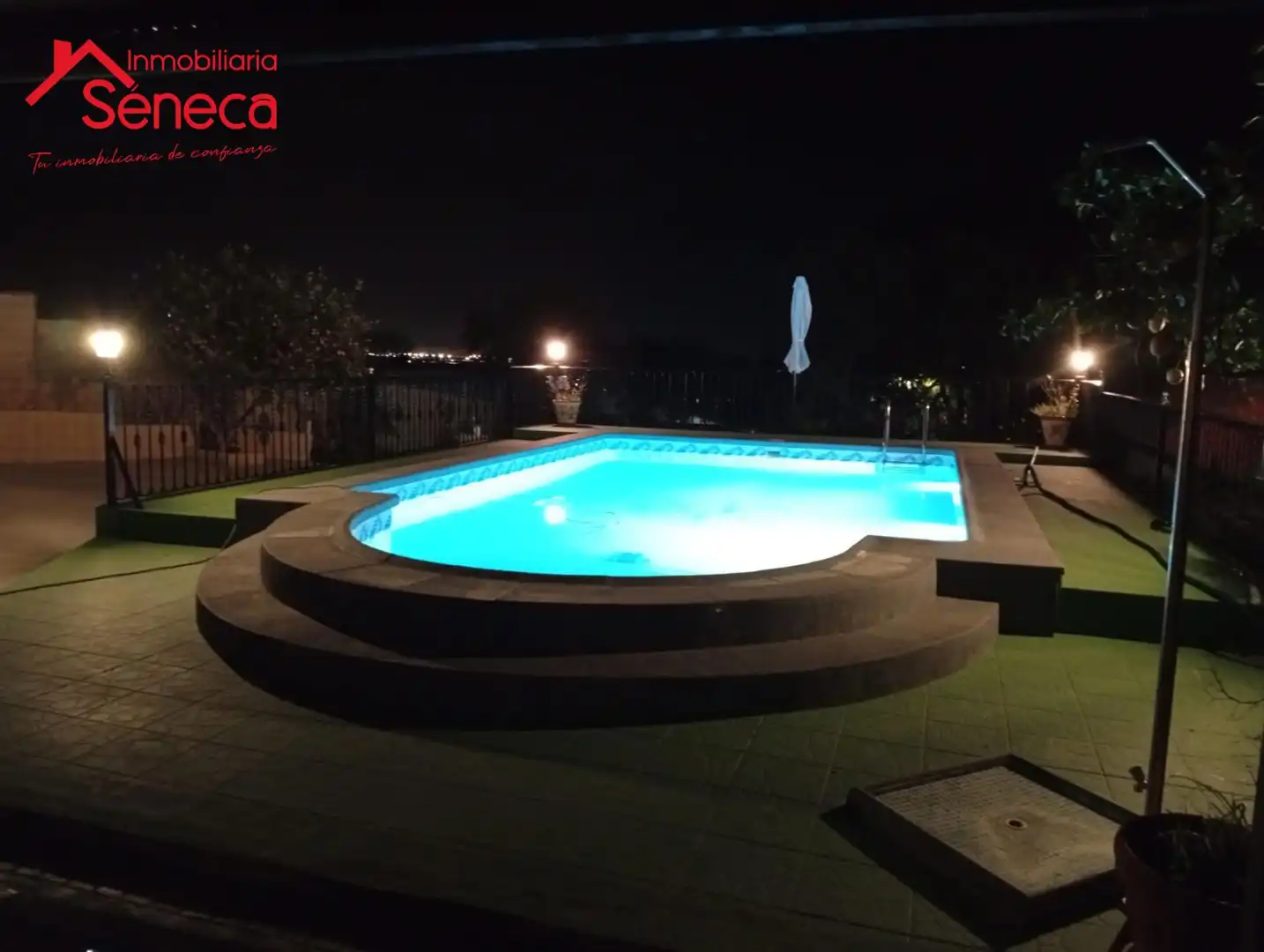 Piscina de Casa o xalet en venda en Almodóvar del Río amb Aire condicionat, Calefacció i Piscina