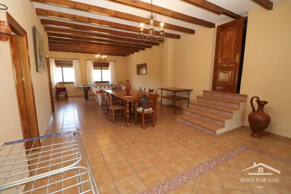 Comedor de Casa o chalet de alquiler en Guaro con Jardín privado, Terraza y Trastero