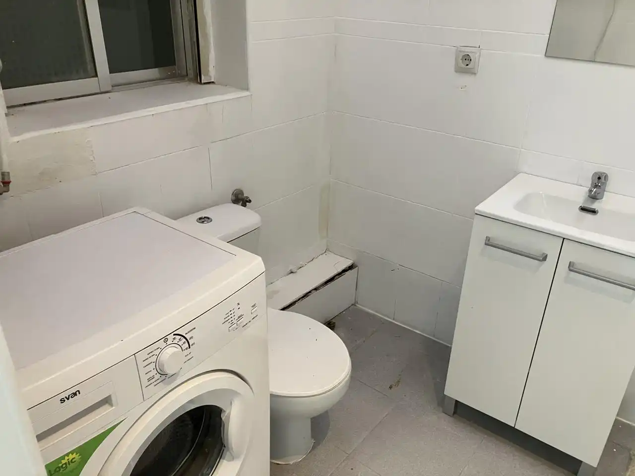 Bany de Planta baixa en venda en Madrid