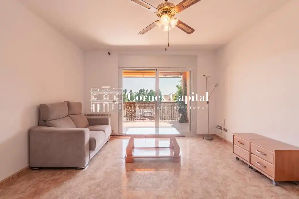 Living room of Flat for sale in Torroella de Montgrí  with Heating, Terrace and Balcony