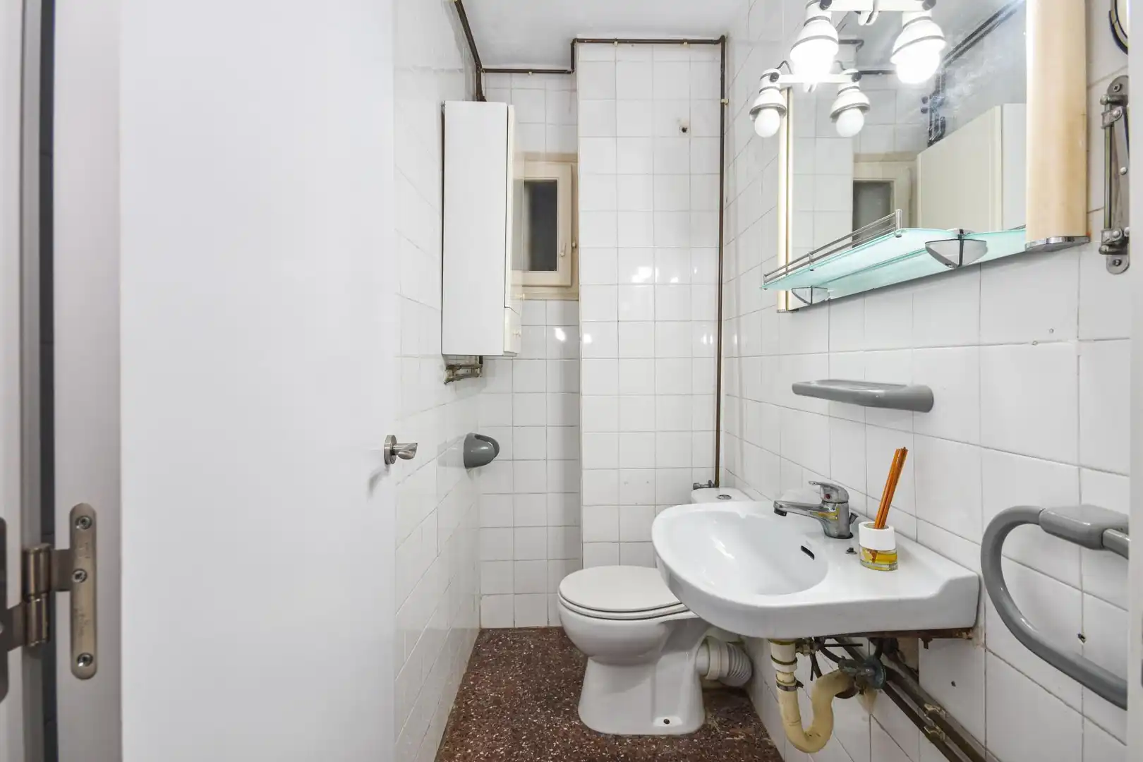 Baño de Piso en venta en Terrassa con Calefacción