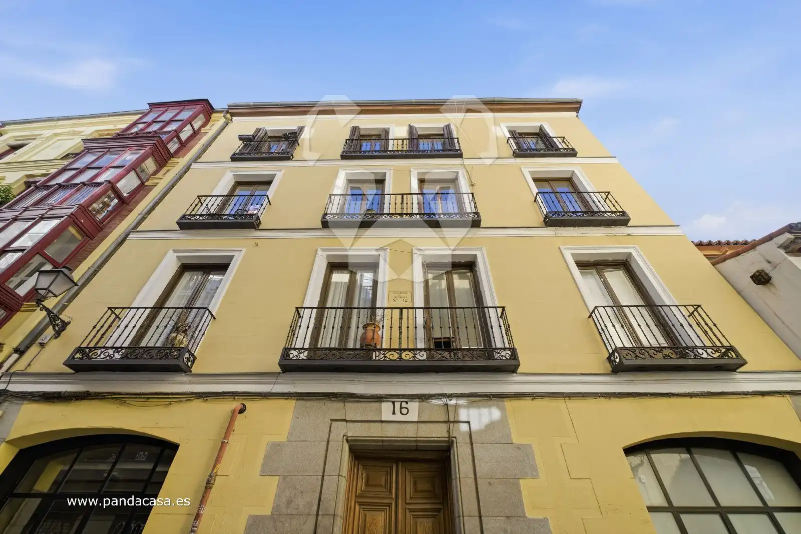 Außenansicht von Wohnung zum Verkauf in Madrid mit Klimaanlage, Heizung und Parkett