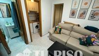 Living room of Flat for sale in  Madrid Capital  with Heating and Furnished