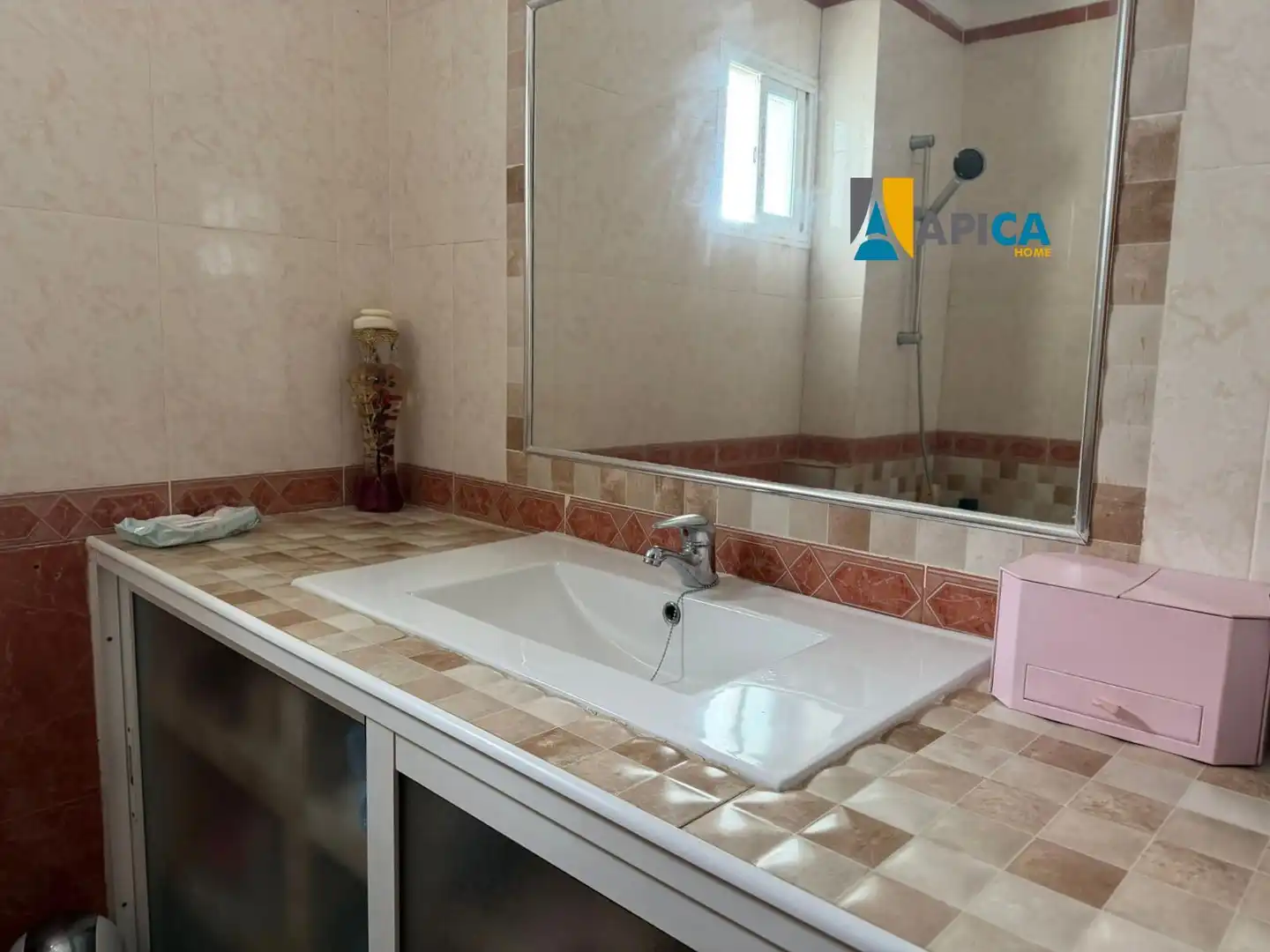 Badezimmer von Wohnung zum Verkauf in Barbate mit Möbliert
