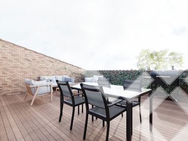 Casa a schiera con balcone in vendita a Carrer de la Lluna