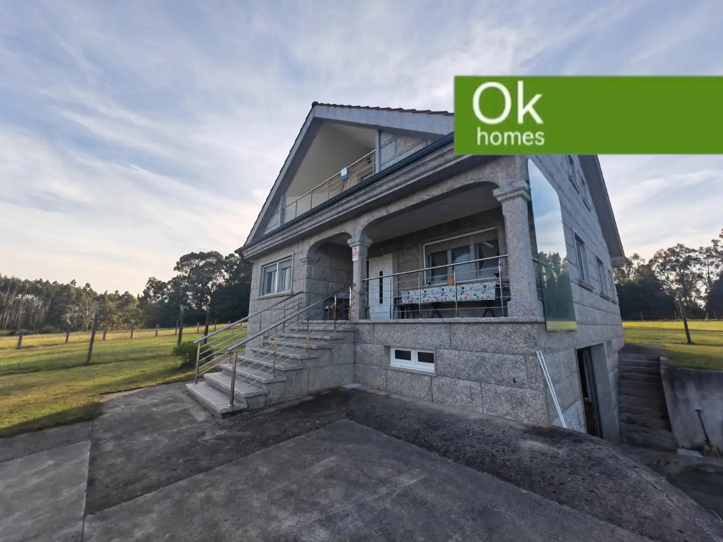 Vista exterior de Casa o xalet en venda en Melide amb Calefacció, Jardí privat i Parquet