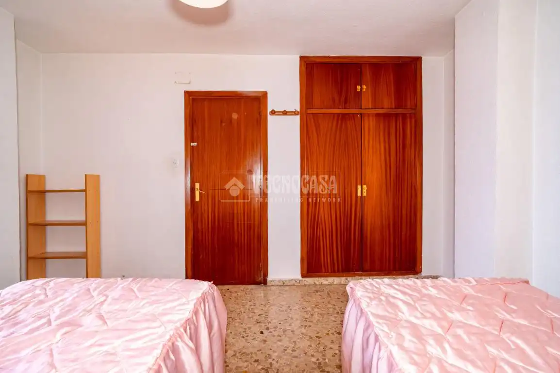 Habitación de Piso en venta en Granada
