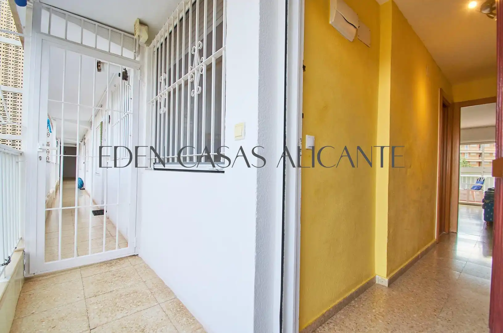 Apartamento en venta en Alicante / Alacant con Terraza, Trastero y Amueblado