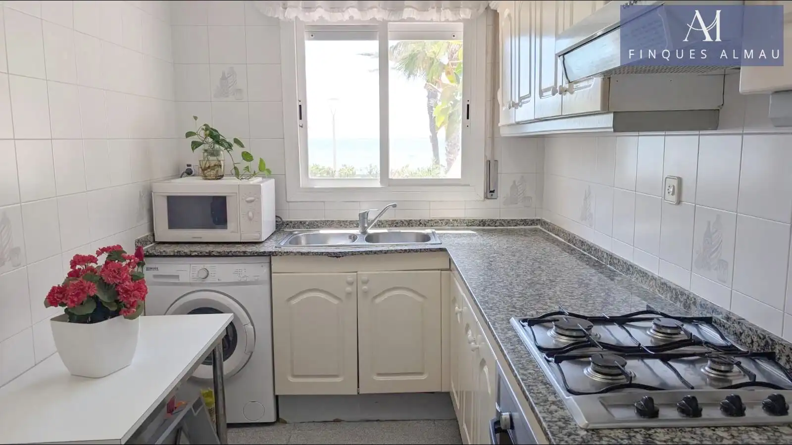 Kitchen of Detached homes for sale in Vilanova i la Geltrú  with Air Conditioner, Heating and Private garden