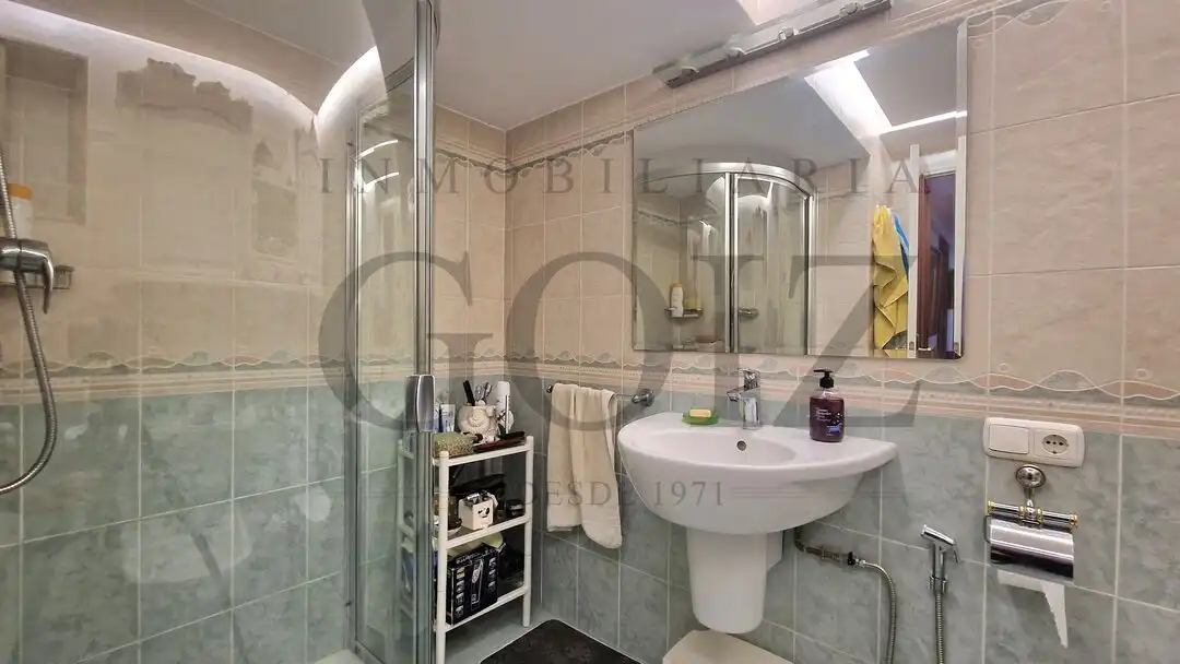 Flat with terrace for sale in Antiguo, imagen 17