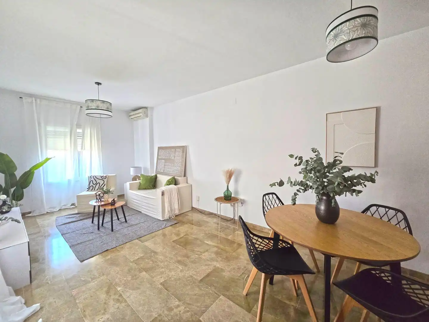 Living room of Detached homes for sale in Alcalá del Río