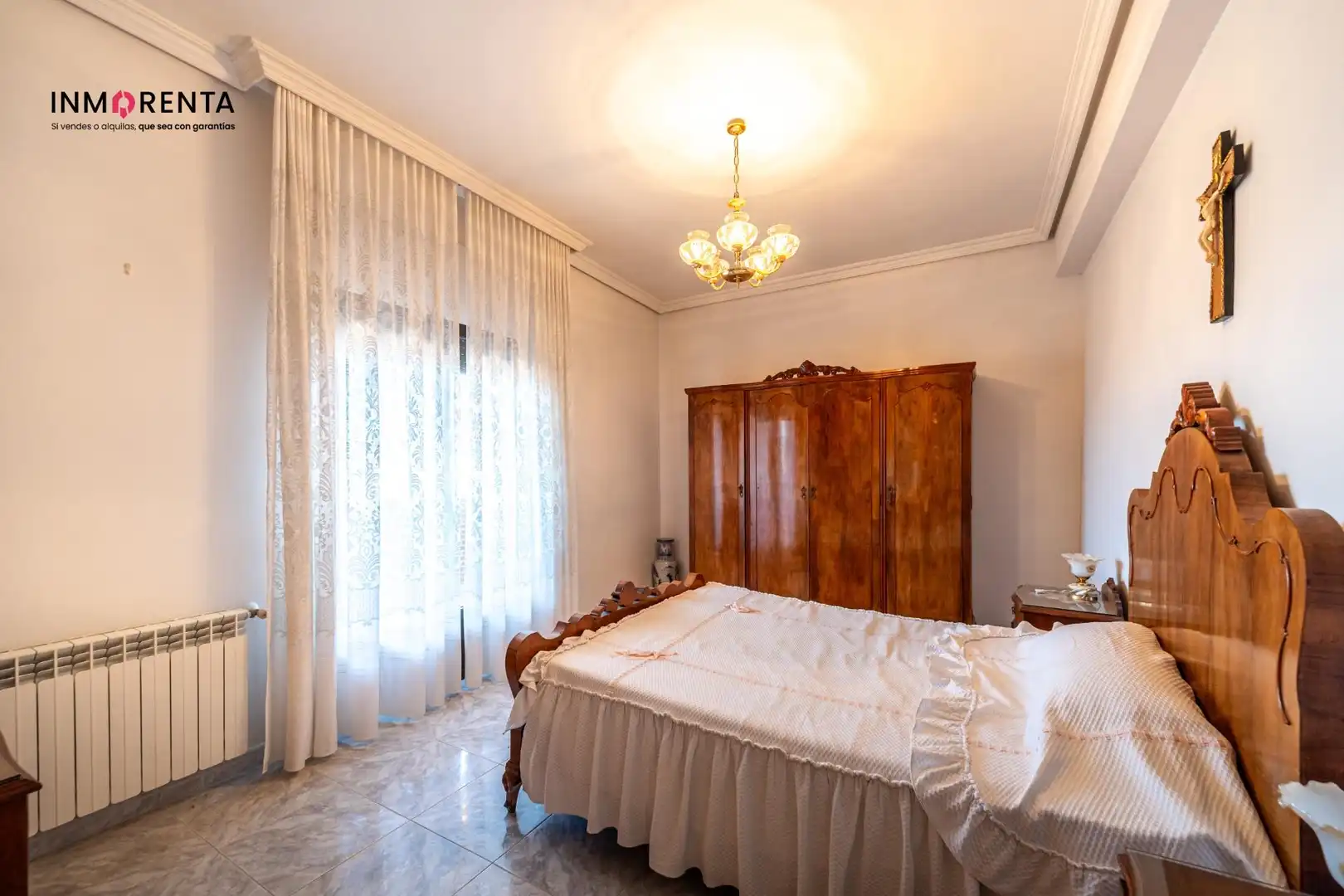 Habitación de Casa adosada en venta en La Mata con Calefacción, Terraza y Amueblado