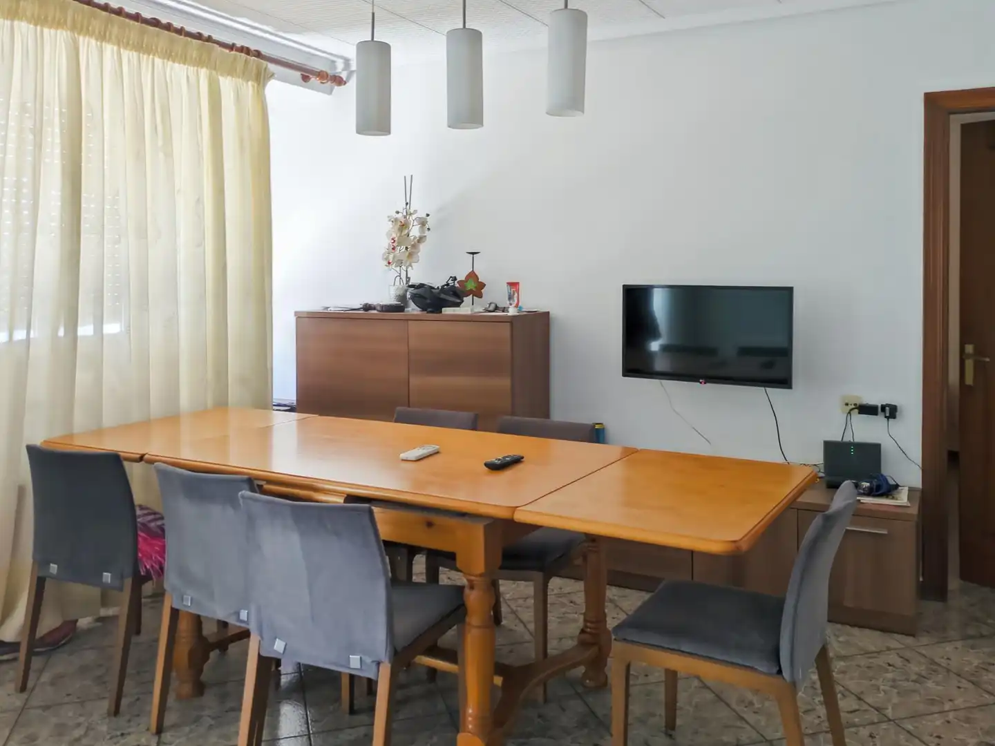 Menjador de Casa o xalet en venda en Sagunto / Sagunt amb Aire condicionat i Moblat