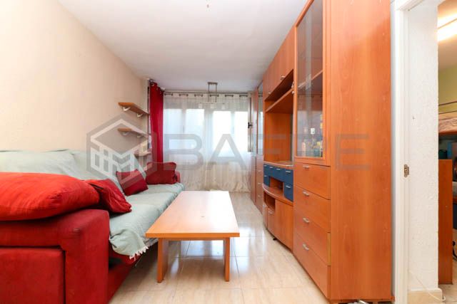 Sala de estar de Piso en venta en  Madrid Capital con Calefacción