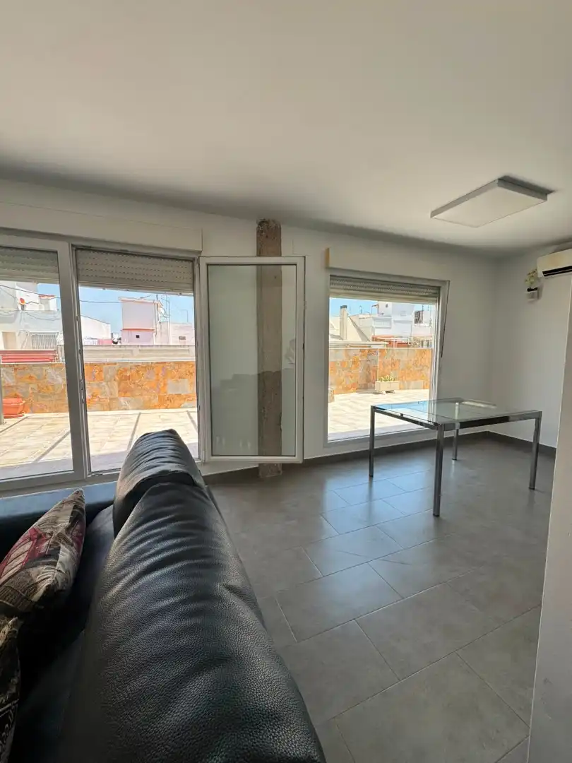 Sala de estar de Ático de alquiler en Valencia con Aire acondicionado, Terraza y Amueblado