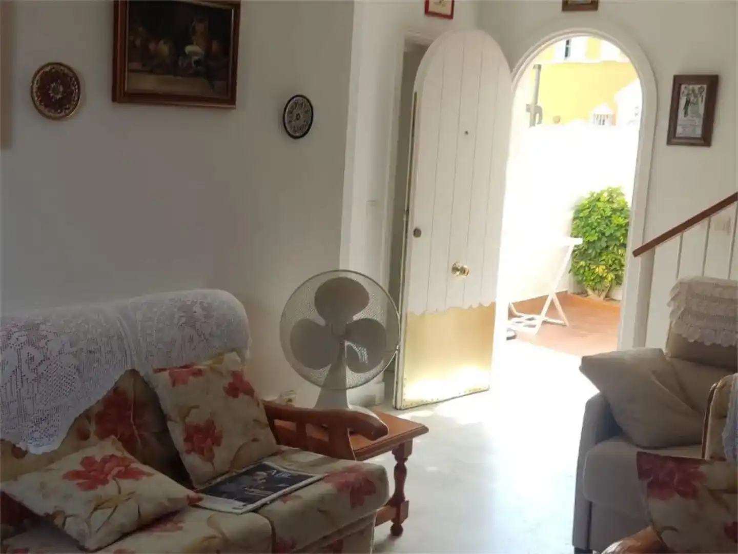 Piso de alquiler en Rota con Jardín privado, Piscina y Amueblado