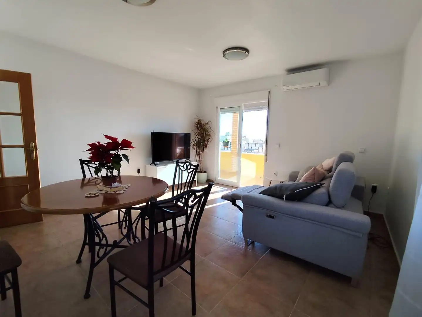 Flat for sale in REYES CATOLICOS, Balsapintada - El Estrecho