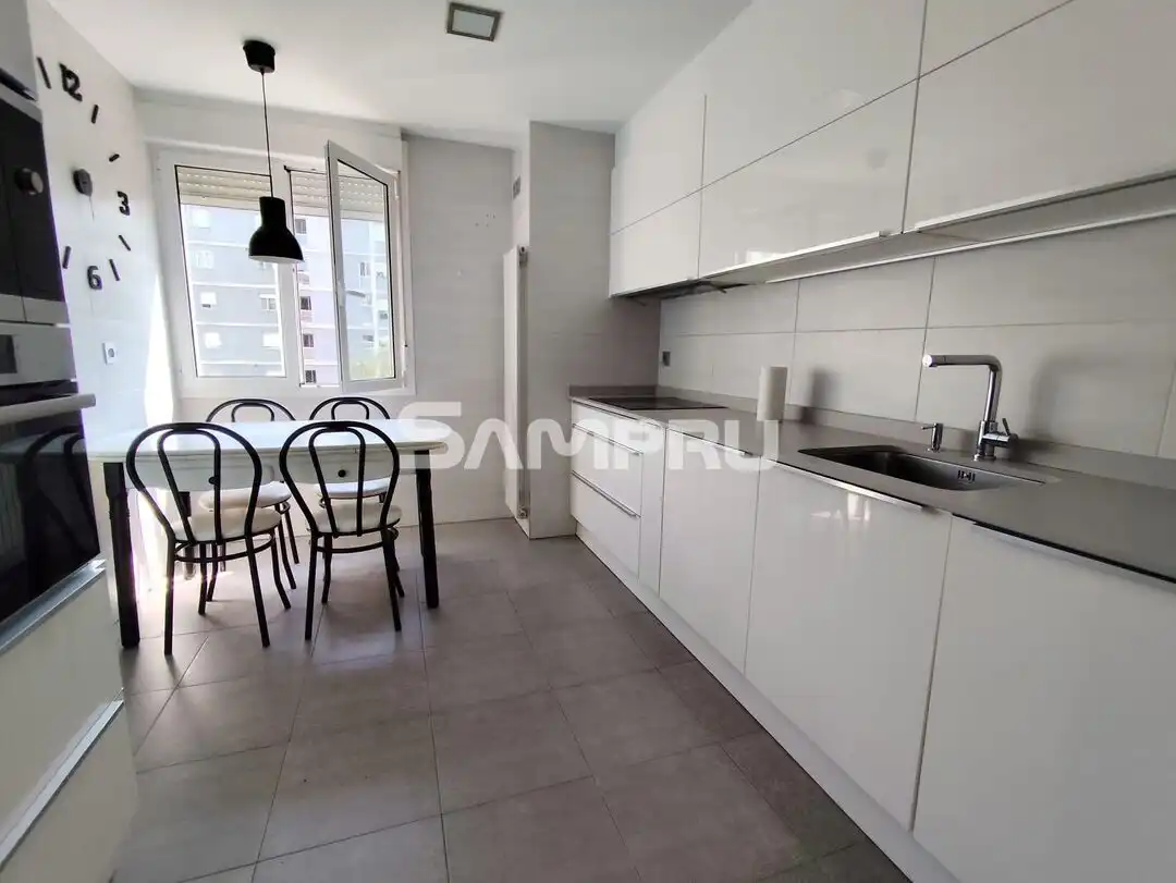 Piso en venta en Baiona Kalea, Lakua-Bizkarra