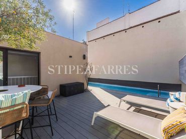 Terraced house with balcony for sale in Carrer del Torrent de les Flors