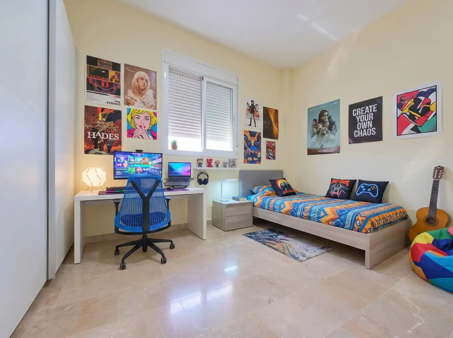 Bedroom of Houses for sale in Bollullos de la Mitación  with Air Conditioner and Community pool